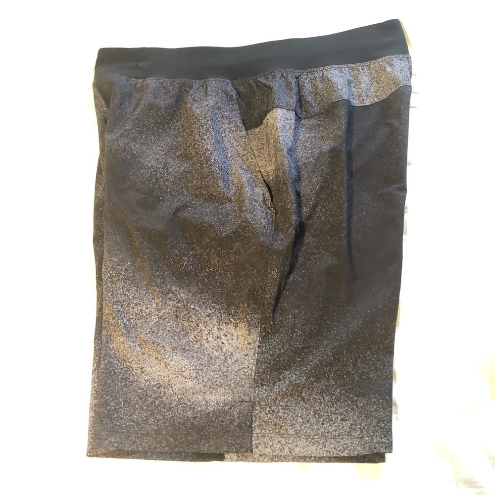 Lululemon Men’s T.H.E Short 11” linerless